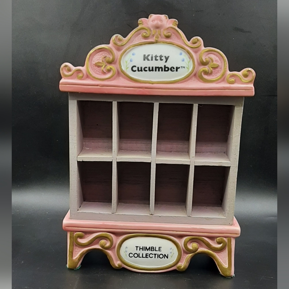 Schmid Kitty Cucumber Thimble Musical Display Case